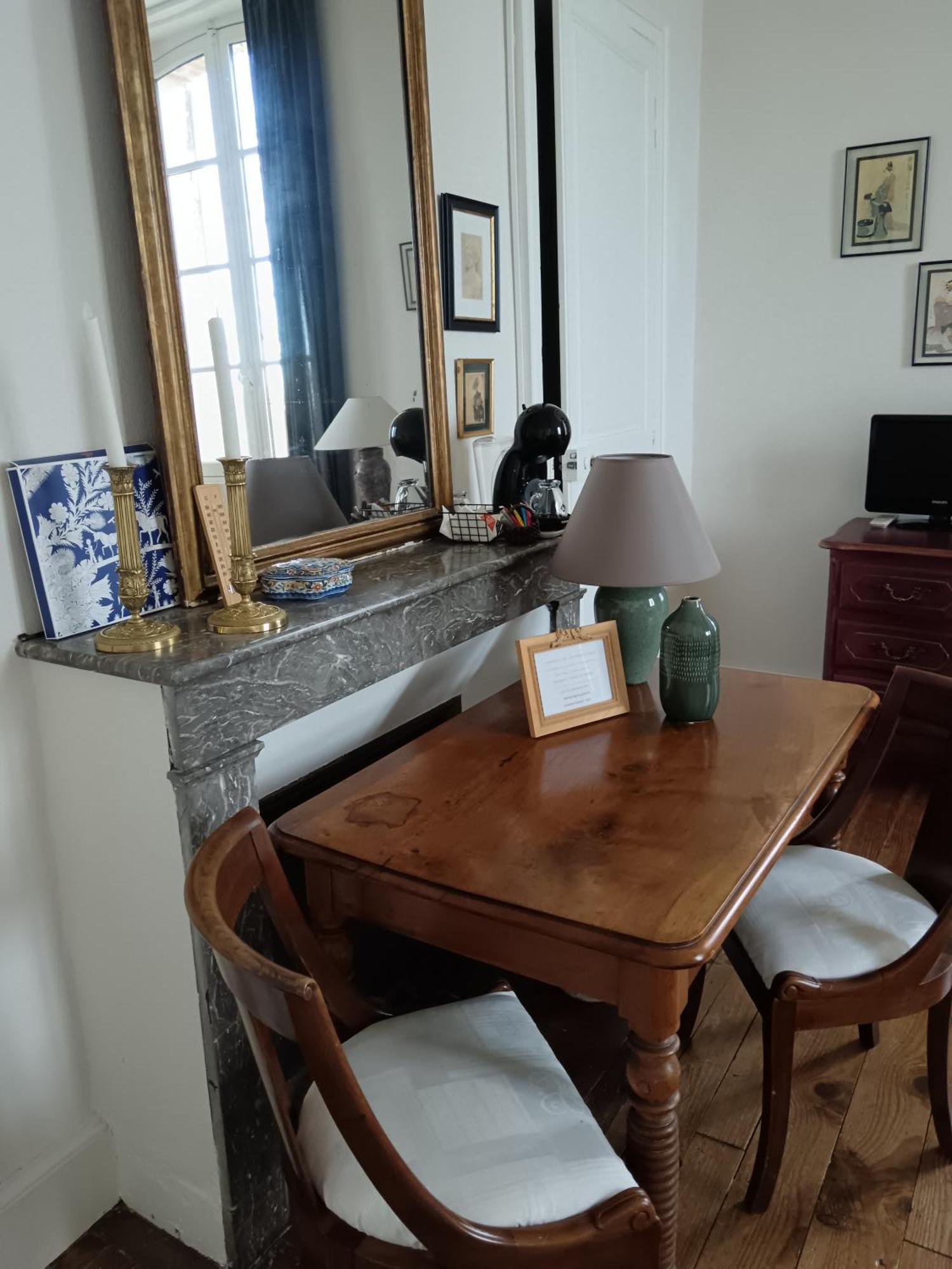 Castel La Bergerie Bed & Breakfast Laglorieuse Ngoại thất bức ảnh