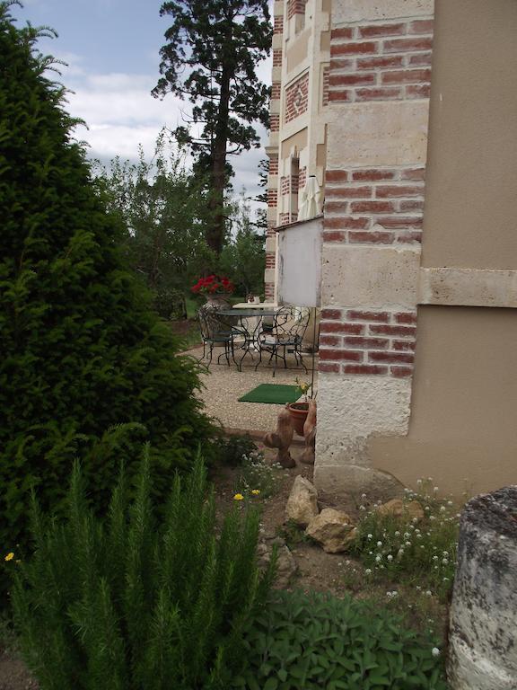 Castel La Bergerie Bed & Breakfast Laglorieuse Ngoại thất bức ảnh