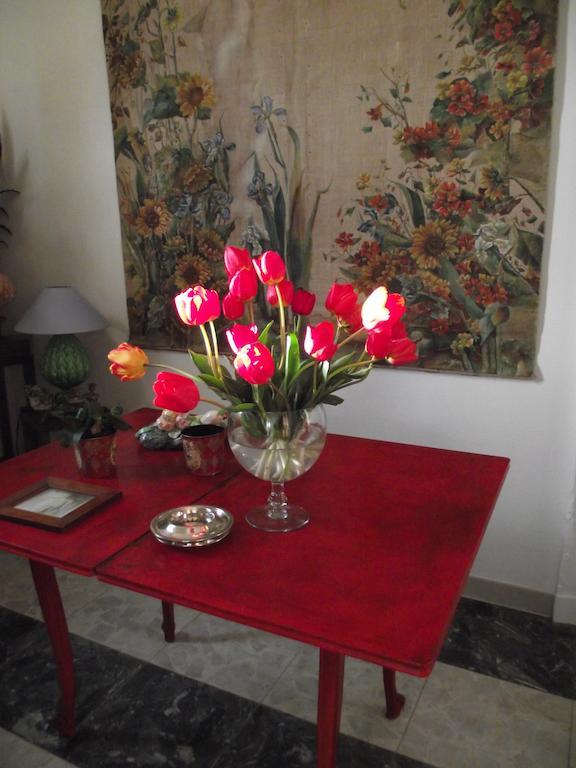 Castel La Bergerie Bed & Breakfast Laglorieuse Ngoại thất bức ảnh